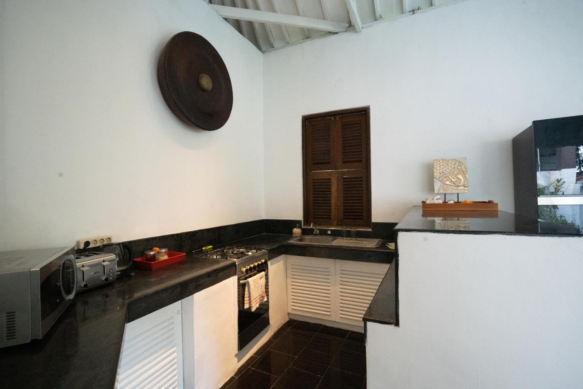 Villa Etnik Seminyak Экстерьер фото