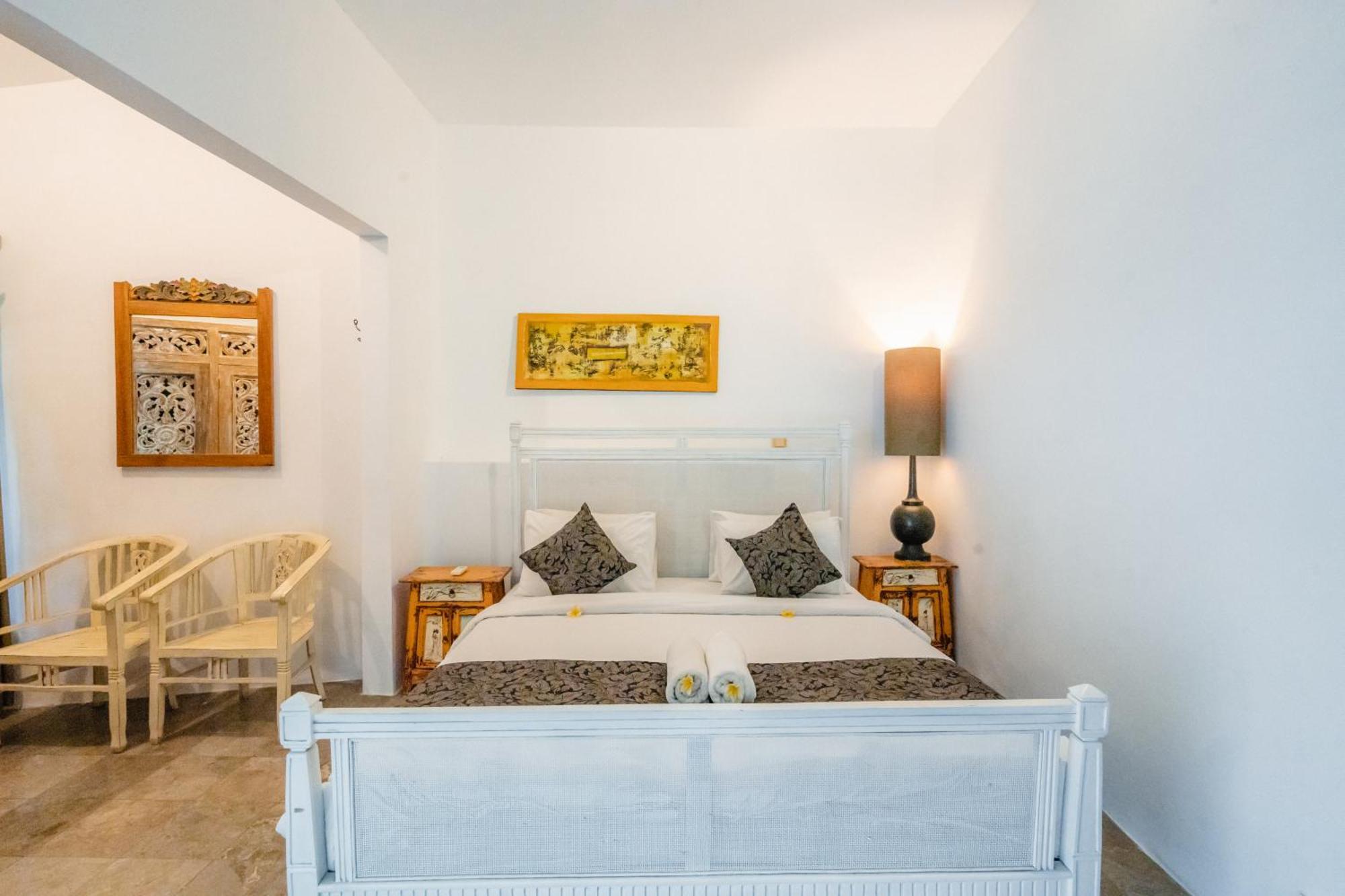 Villa Etnik Seminyak Экстерьер фото